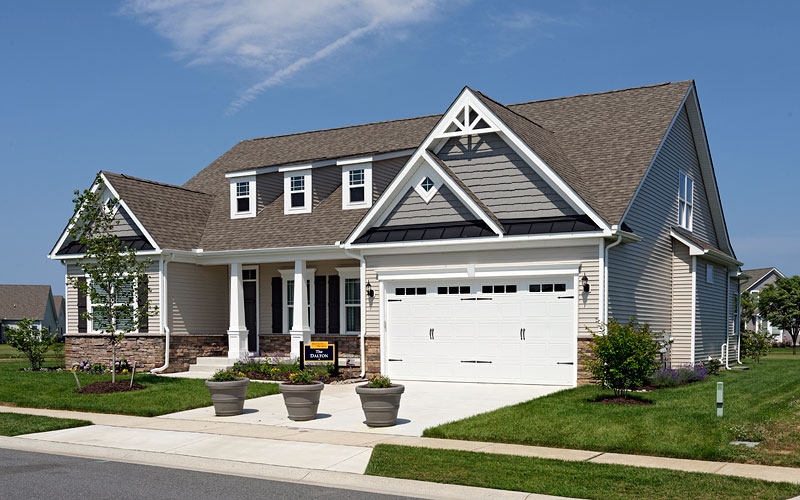 Dalton, exterior photo